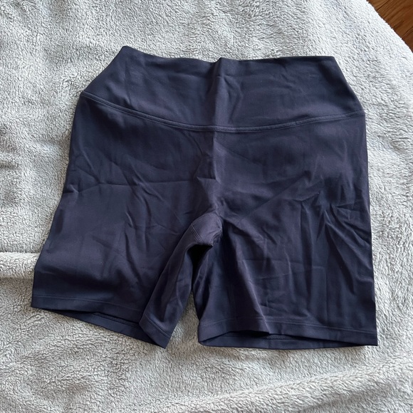 NEW! Oner Active Softmotion High Waisted Shorts True Blue Medium - Picture 2 of 4